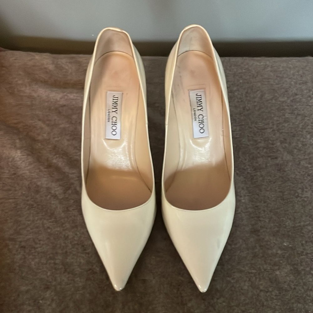 Jimmy Choo cream patent leather size 40.5 fits like 8.5 - Picture 2 of 8